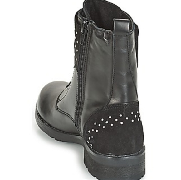 WOMEN'S ANDRE BLACK STUDDED LEATHER BOOTIES ANKLE BOOTS SHOES SZ 8 $150 - Picture 5 of 7